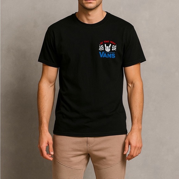 Bundle Set of 5 Men’s Clothing Size L VANS PACSUM Nike USA TEAMS TShirts &pants - Picture 1 of 16